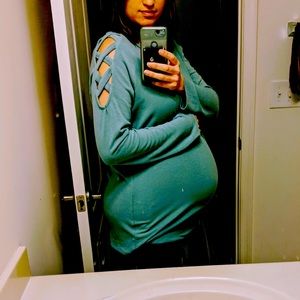 Beautiful maternity sweater